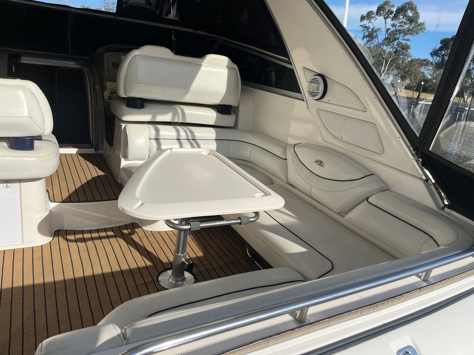 1997 Bayliner 42 Avanti Express Hardtop