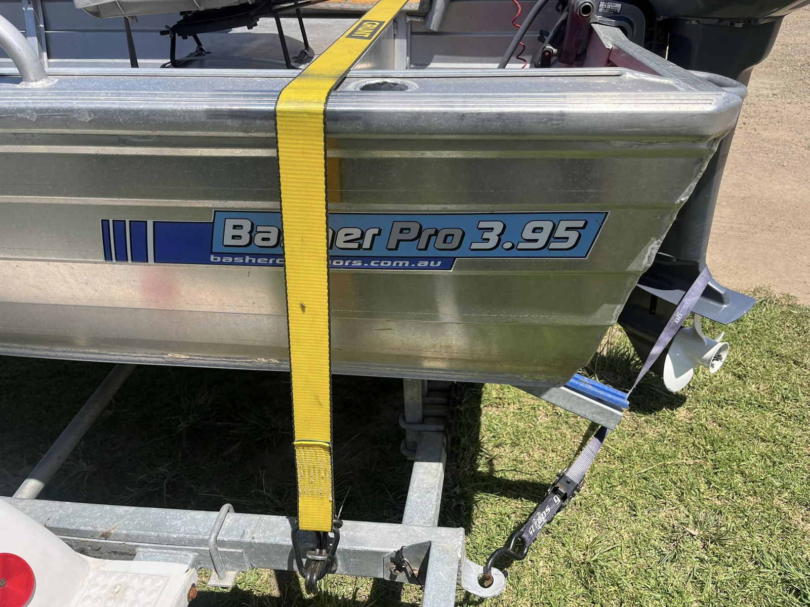 Basher Pro 3.95m Tinny